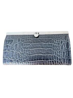 D FUSION Brand New Gray Croc Embossed Patent Clutch Purse Wallet Evening Bag